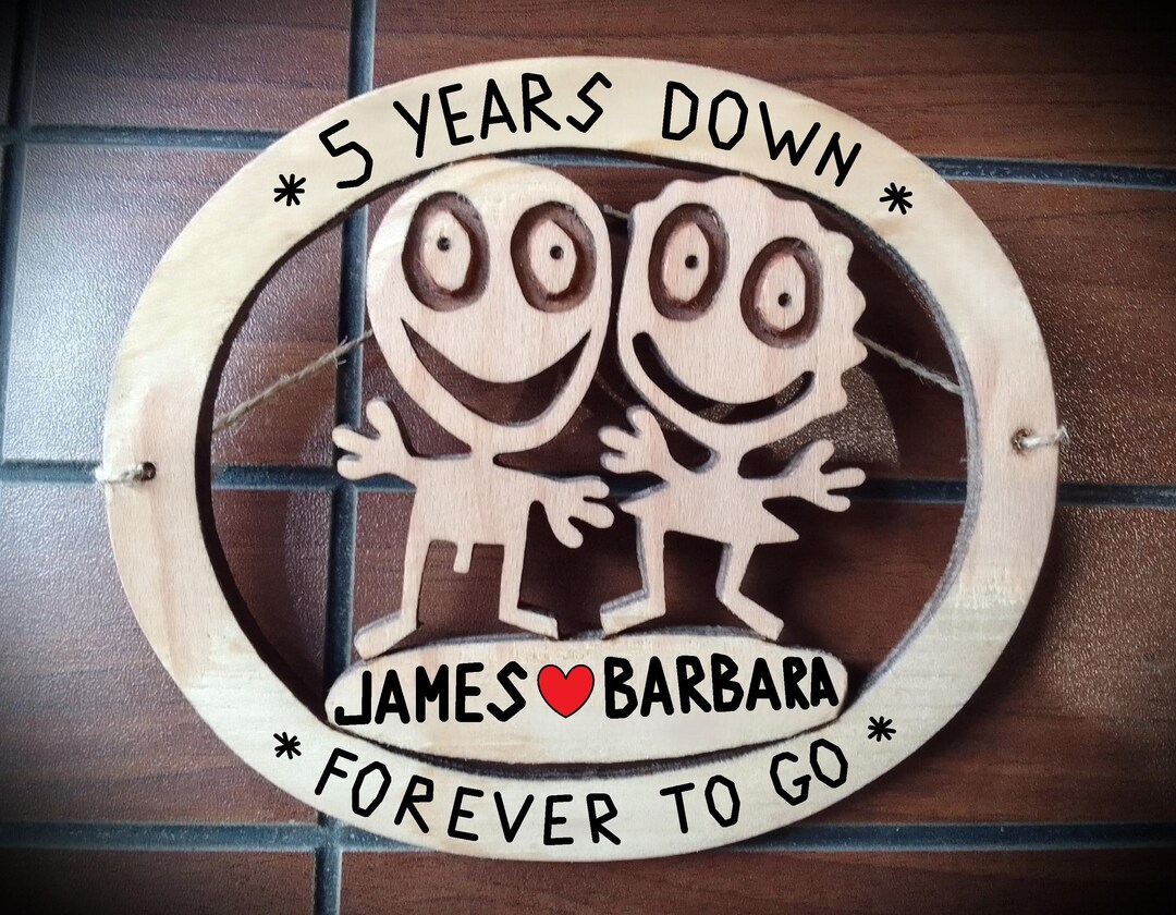 Personalized 5th Anniversary Wood Sign: Funny Couple Keepsake - Etsy