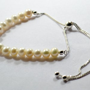 Natural Pearl Bracelet: 925 Silver Adjustable Ball Chain