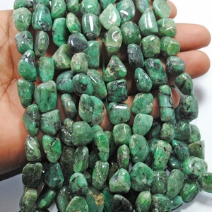 AAA Natural Emerald Gemstone Beads: Green Nuggets, 8 Inch Strand