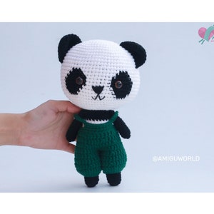 Panda de macacão Crochê PADRÃO Amigurumi | Tutorial de amigurumi PDF em inglês | Mundo Amigu