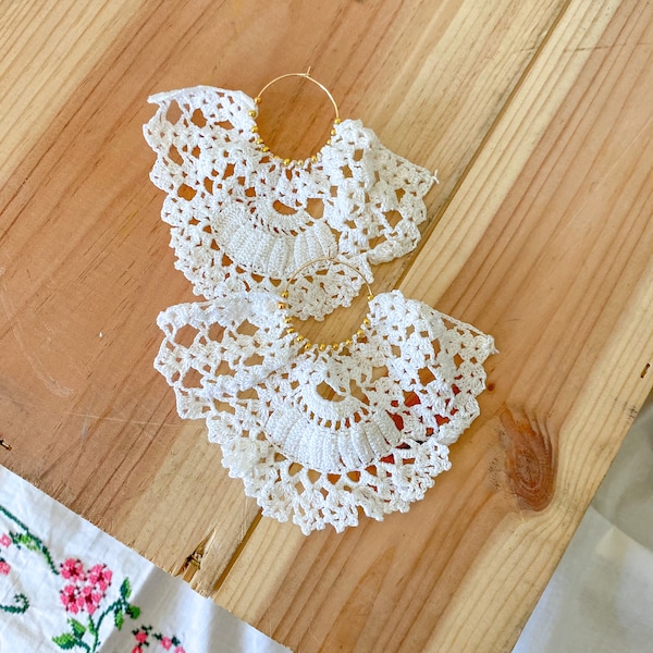 Oversize Hoop Earrings Upcycled with Vintage Crochet Doily of 80s • Vintage • Handmade Jewelry • Eco Friendly • Oversize Romantic Style