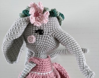 Marie - Eléphant - Crochet - Peluche - Amigurumi