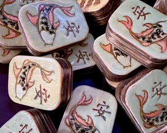 Koi Fish Riichi Mahjong Tile Set – Handmade Engraved & Hand-Painted Wooden Tiles
