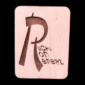 Handcrafted Wooden Riichi Mahjong Tile Set – Riichi Ron Repeat Design Back