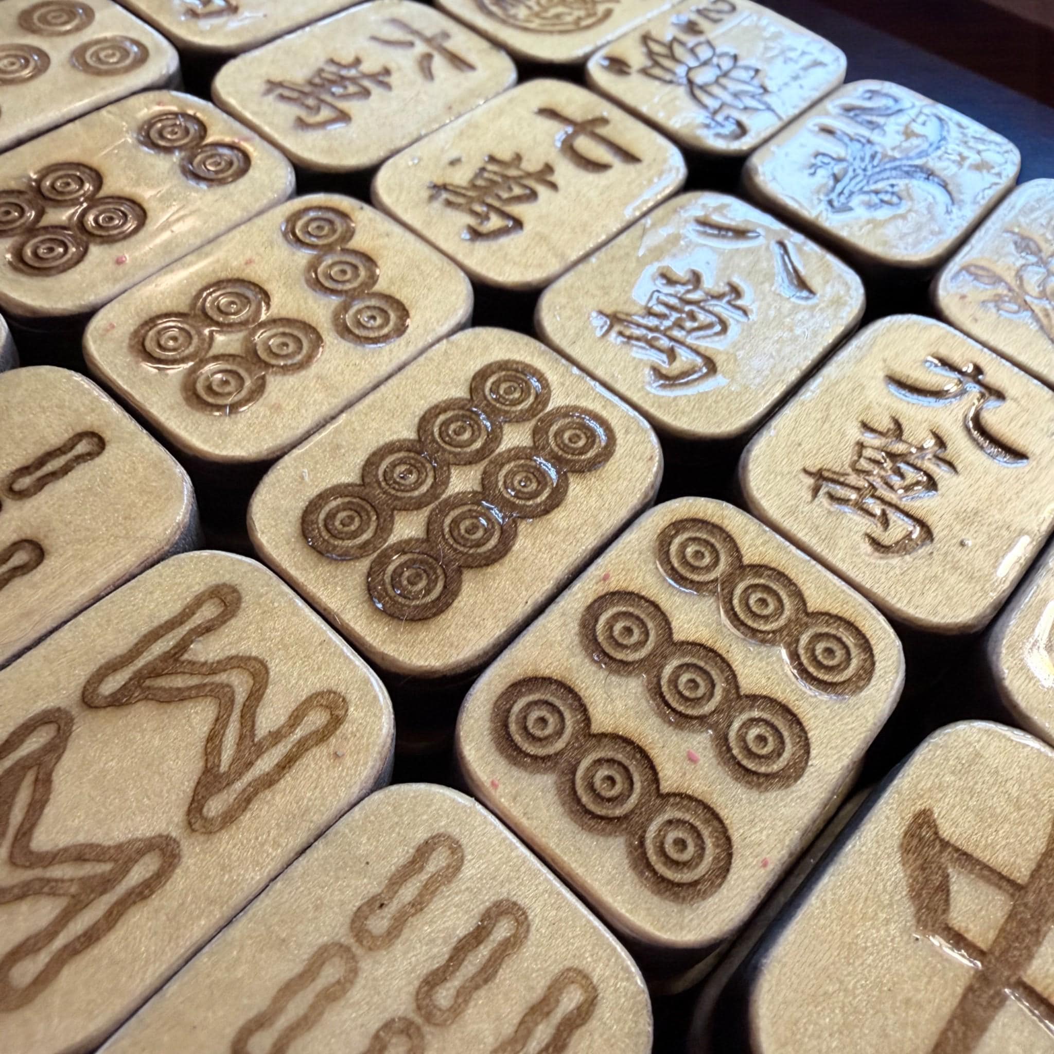 Koi Fish Riichi Mahjong Tile Set – Handmade Engraved & Hand-painted ...