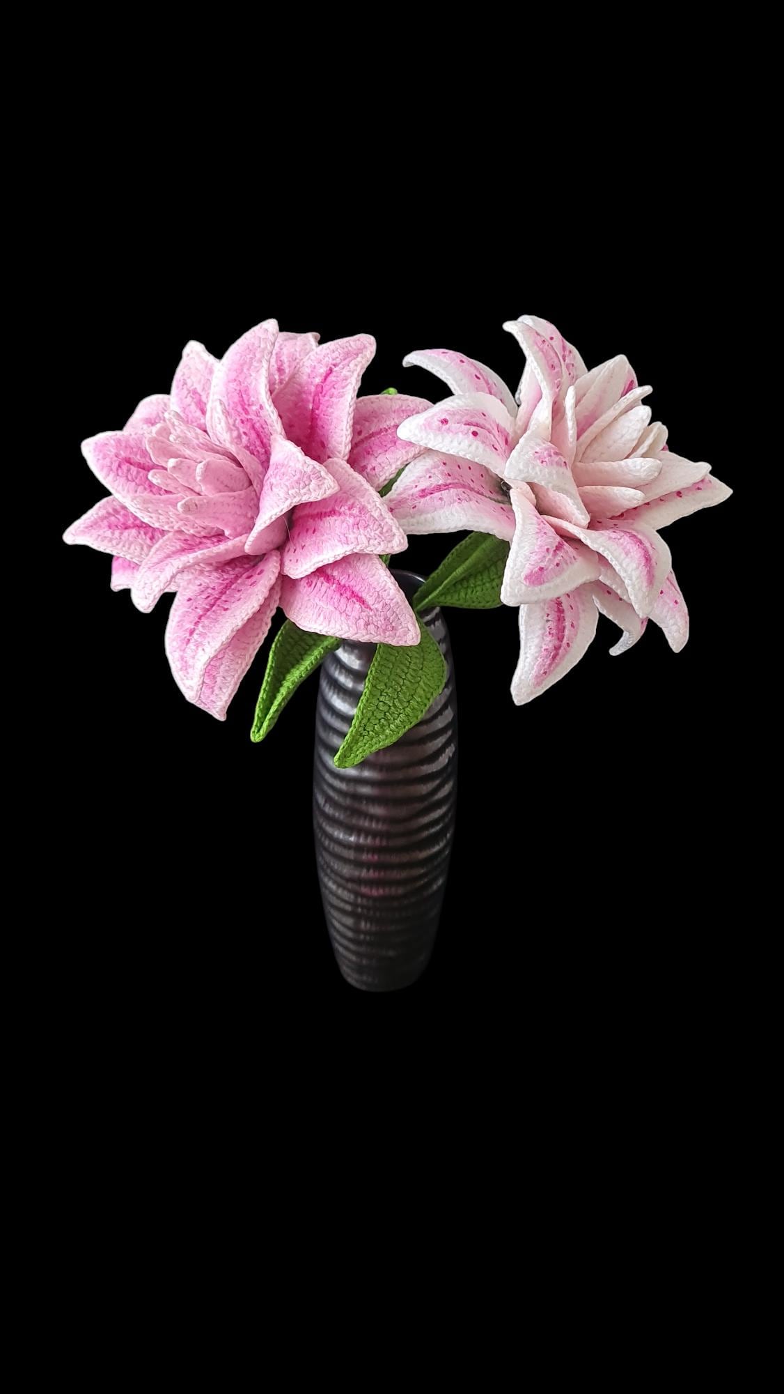 33 Lily Crochet Patterns for Bouquets, Home Decor, and Handmade Gifts 33 Easy Crochet Rose Lily Pattern DIY Floral Decor