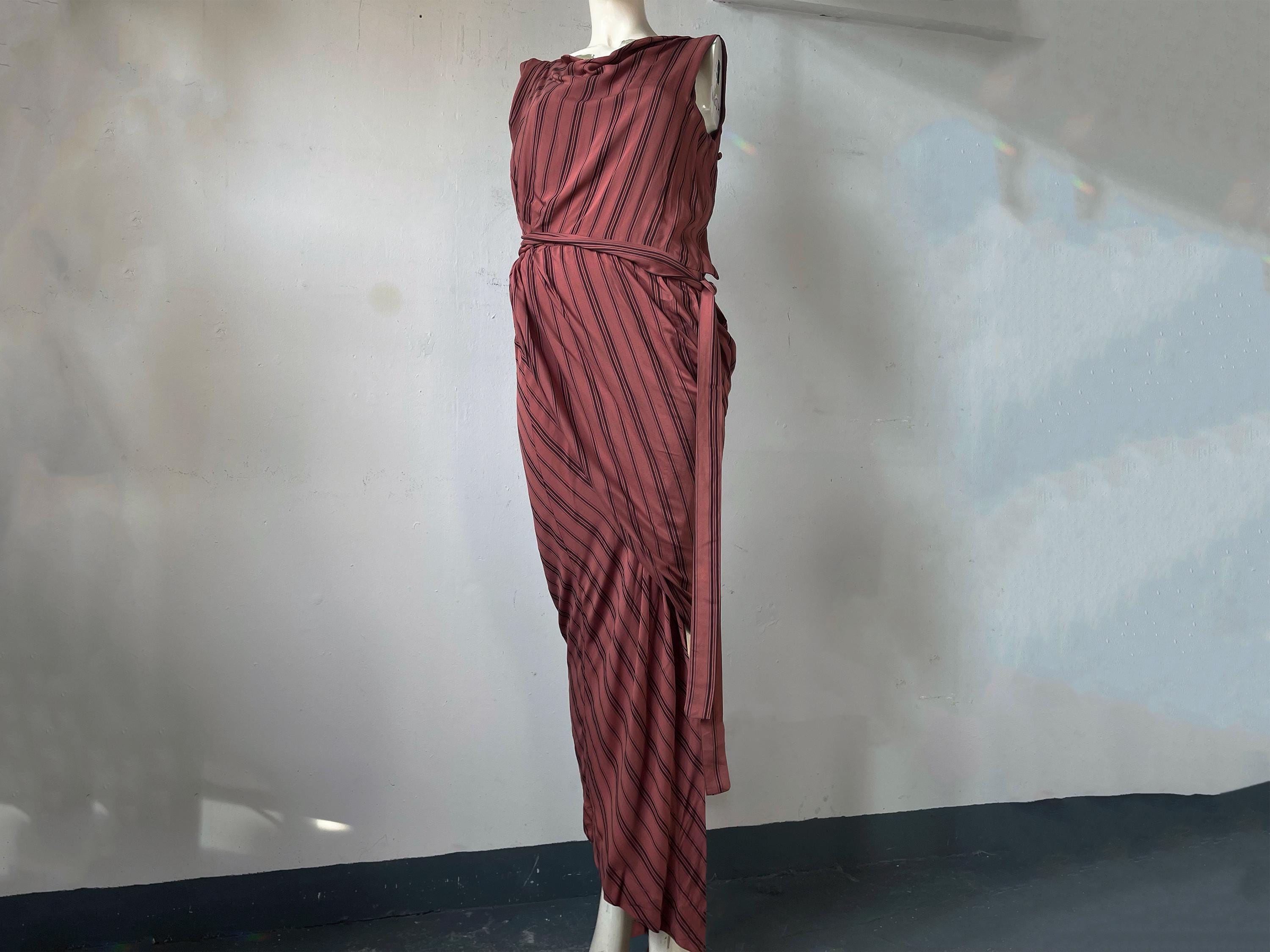 Vivienne Westwood アングロマニア ドレープネックチュニック Vivienne Westwood（ヴィヴィアンウエストウッド）の「ｵｰｶﾞﾆｯｸ
