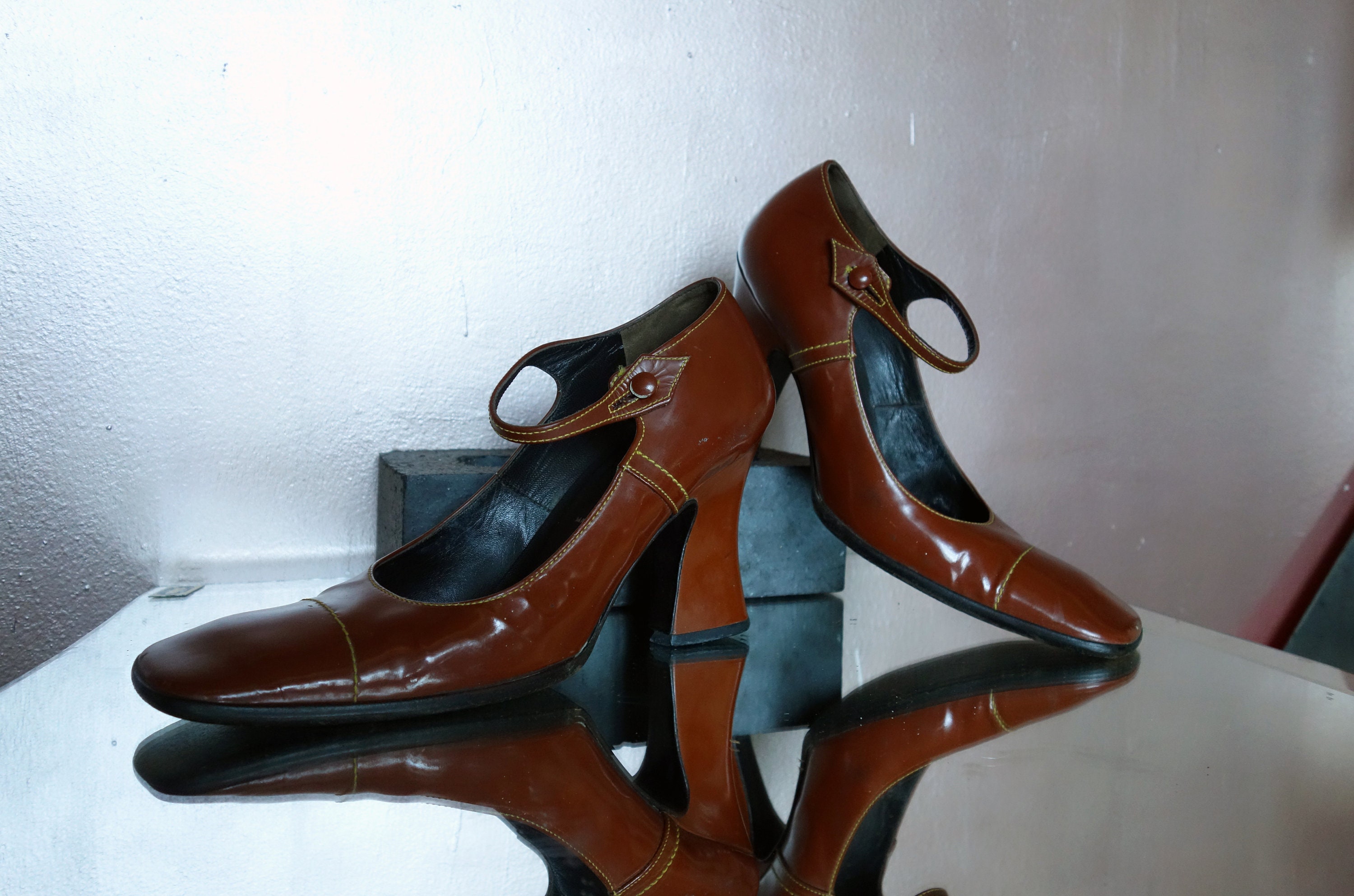 Vintage 90s PRADA Patent Leather Square Toe Mary Jane Heels EUR 37