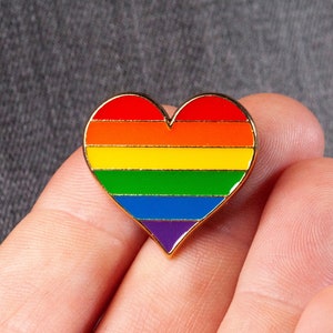 Rainbow Pride Pin, LGBTQ Heart Pin Badge, Pride Pin Badge, Pride Flag, Lesbian/Gay/Transgender/Bisexual Enamel Pin