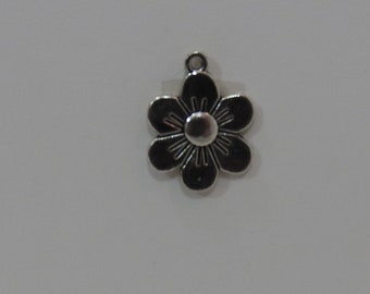 Spring-lock Clasp 9 Inches Charm Bracelet Charm Bracelet Handlinked Silvertone Bell Clusters