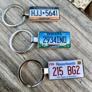USA-Nummernschild-Schlüsselring, maßgefertigter Nummernschild-Schlüsselanhänger, perfektes Valentinstagsgeschenk für Männer, Vatertagsgeschenk, personalisierter Schlüsselring