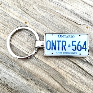 Canada License Plate Keyring, Ontario License Plate, Canadian Ontario Number Plate Keyring, Quebec Keyring, Canuck Gift Keyring