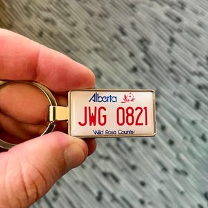 Alberta License Plate Keychain - Red Alberta Keyring - Personalized Canada Gift for Any Celebration, Canadian keychain