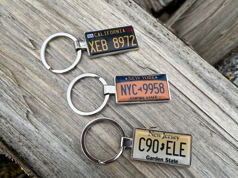 New Hampshire License Plate Keychain, Custom New Hampshire Number Plate Keyring, Mini Plate Copy