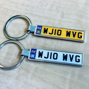 Custom Car Number Plate Keychain: Personalized UK Registration Plate Keyring