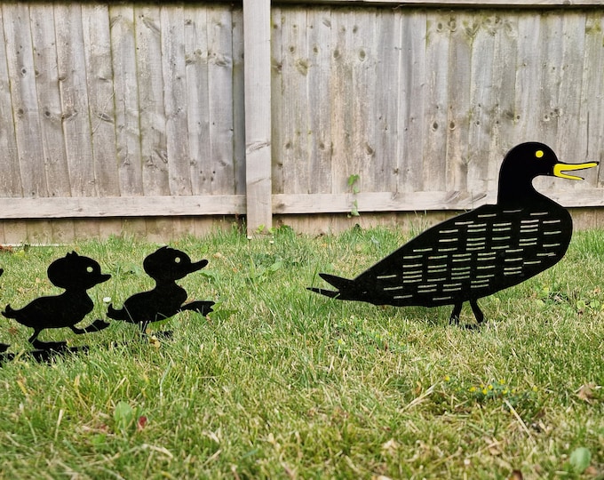 Garden Decorative Duck and ducklings