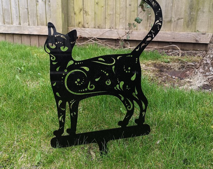 Garden Decorative Cat
