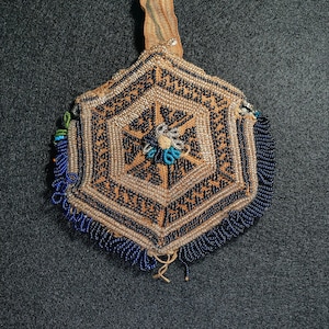 Raro sacchetto antico con perline: perline del 1800, arte carceraria