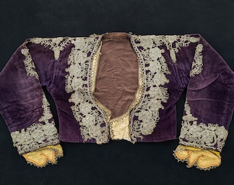 Chaqueta otomana Sille Cepken con bordado metálico antiguo