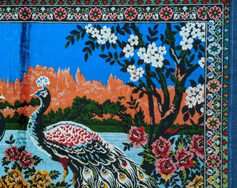 70年代ヴィンテージの孔雀タペストリーラグ：鮮やかなトルコ風壁アート