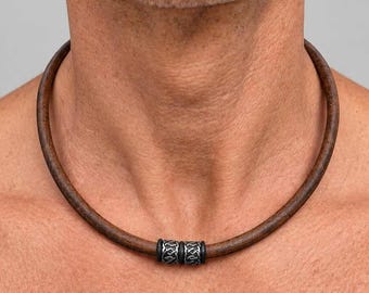 Leather necklace for men, stainless steel beaded necklace, men's choker, adjustable jewelry, short chain, high-quality fashion jewelry, handmade