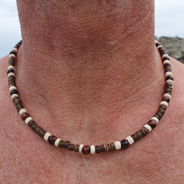 Achetez un collier de surfeur fait main avec oeil de tigre et perles de noix de coco sur Etsy, collier homme, bijoux surfeur, bijoux homme, chaînes en bois