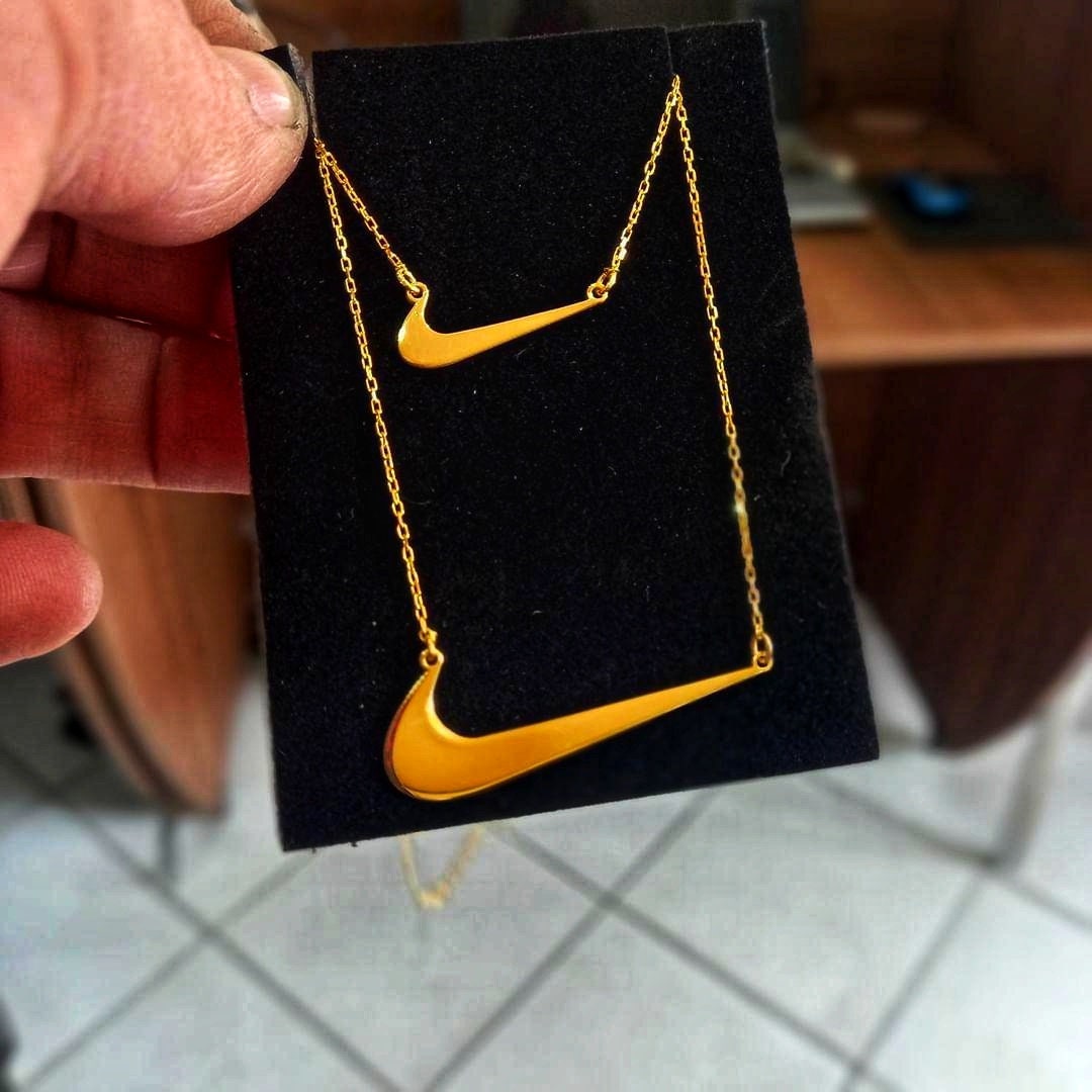 Official Nike Swoosh Logo Box Chain Pendant Necklace Adjustable Authentic