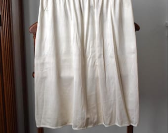 Combinación vintage color marfil de Vanity Fair // Talla mediana