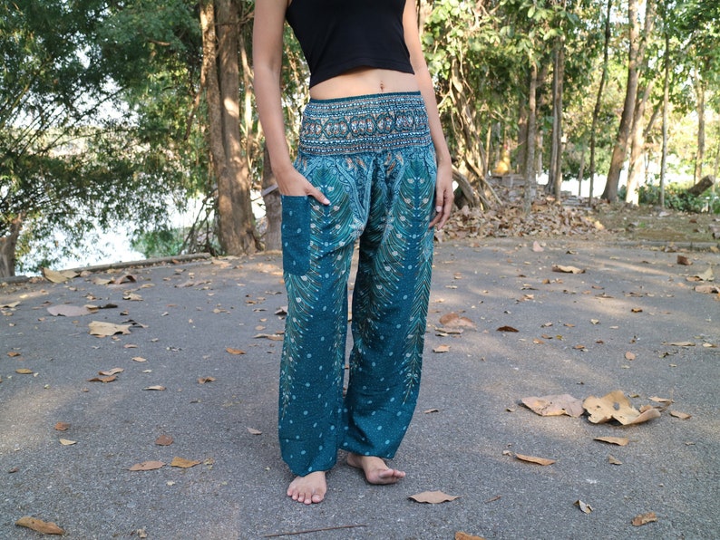 Türkise Sommerhose mit Federmuster und Elastikbund Harem Pump Yoga Goa Aladdin Hippy Boho Gypsy Ballon Baggy Hose aus Viskose Bild 1