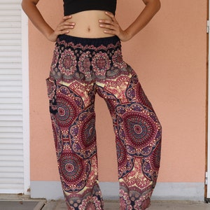 Dunkel Rote Sommerhose mit Mandalamuster und Elastikbund Harem Pump Yoga Goa Aladdin Hippy Boho Gypsy Ballon Baggy Hose aus Viskose Bild 5