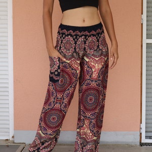 Dunkel Rote Sommerhose mit Mandalamuster und Elastikbund Harem Pump Yoga Goa Aladdin Hippy Boho Gypsy Ballon Baggy Hose aus Viskose Bild 7