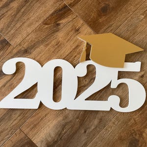 Graduation Wood Sign, year, Class of, photo props, Senior sign, graduation party decor, Graduation, party decor, personalized sign,name sign