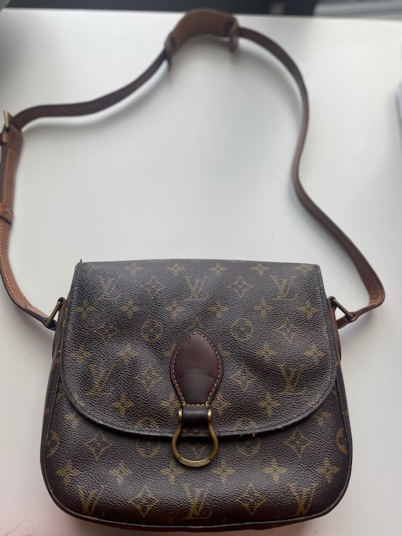 Authentic Louis Vuitton Vintage Monogram Saint Cloud PM
