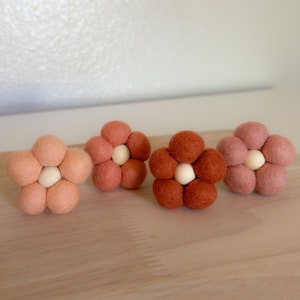 daisy car vent clips