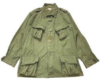 Kurtka wojskowa US Army z lat 60. XX wieku, wzór 2nd Pattern Jungle Fatigue, rozmiar L-Regular, z bawełny popelinowej, nierozpruwającej