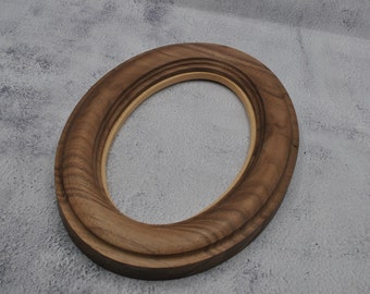 Walnut Oval Frame with hoop