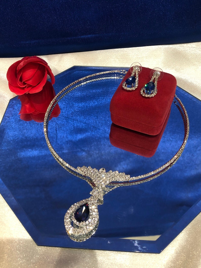 White rhinestone necklace and earrings sapphire blue stoneGoutteBijouxPendentifEveningMarriageCeremonyAccessory