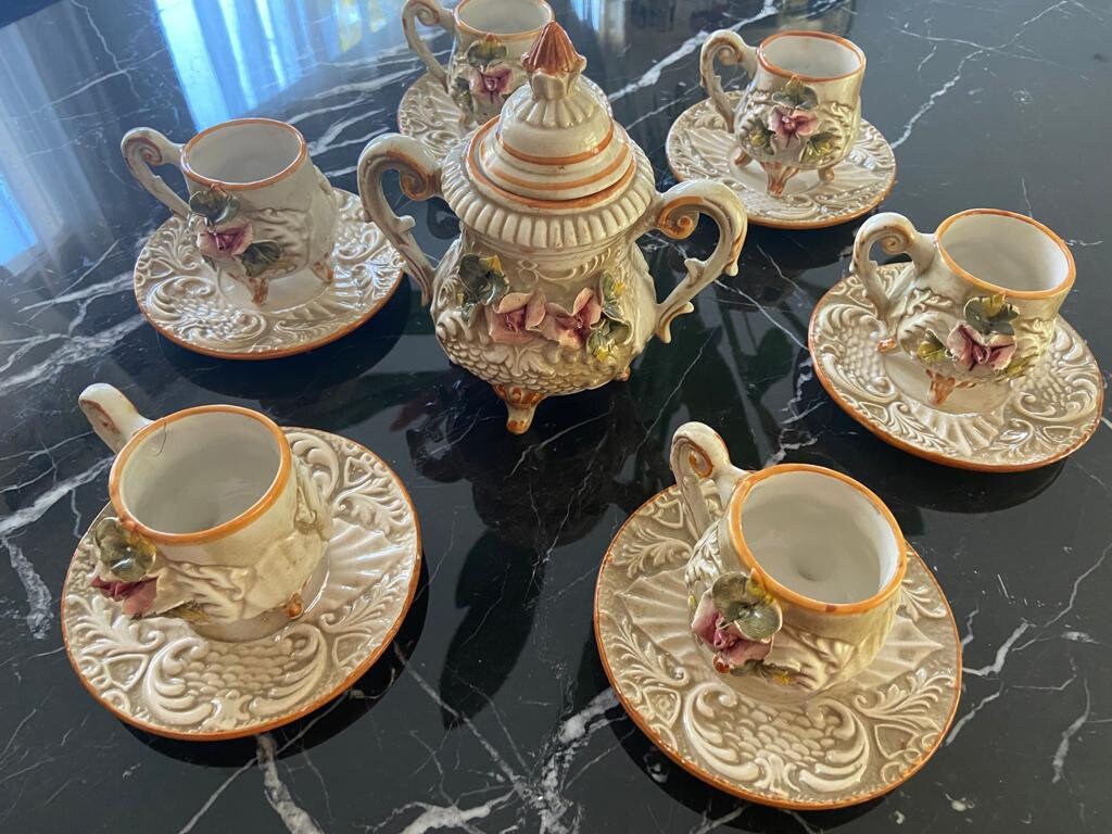 service À Café Baroque