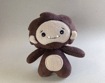 Handgemaakte Bigfoot-knuffel: Soft Sasquatch Monster Pal