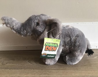 Adventure Planet Plush Animal Den Juguete de peluche ELEFANTE