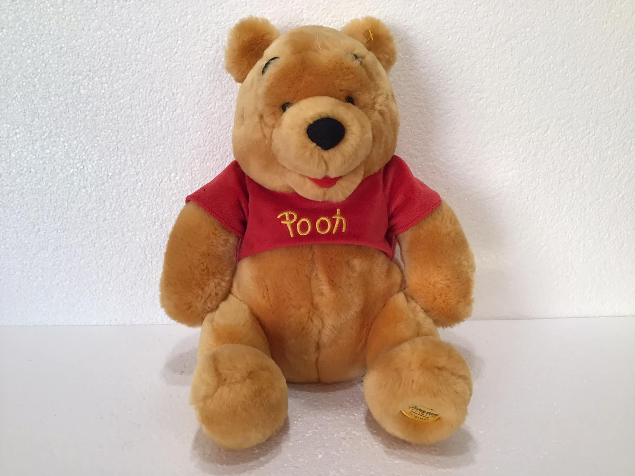 Authentic disney store exclusive sales original winnie the pooh