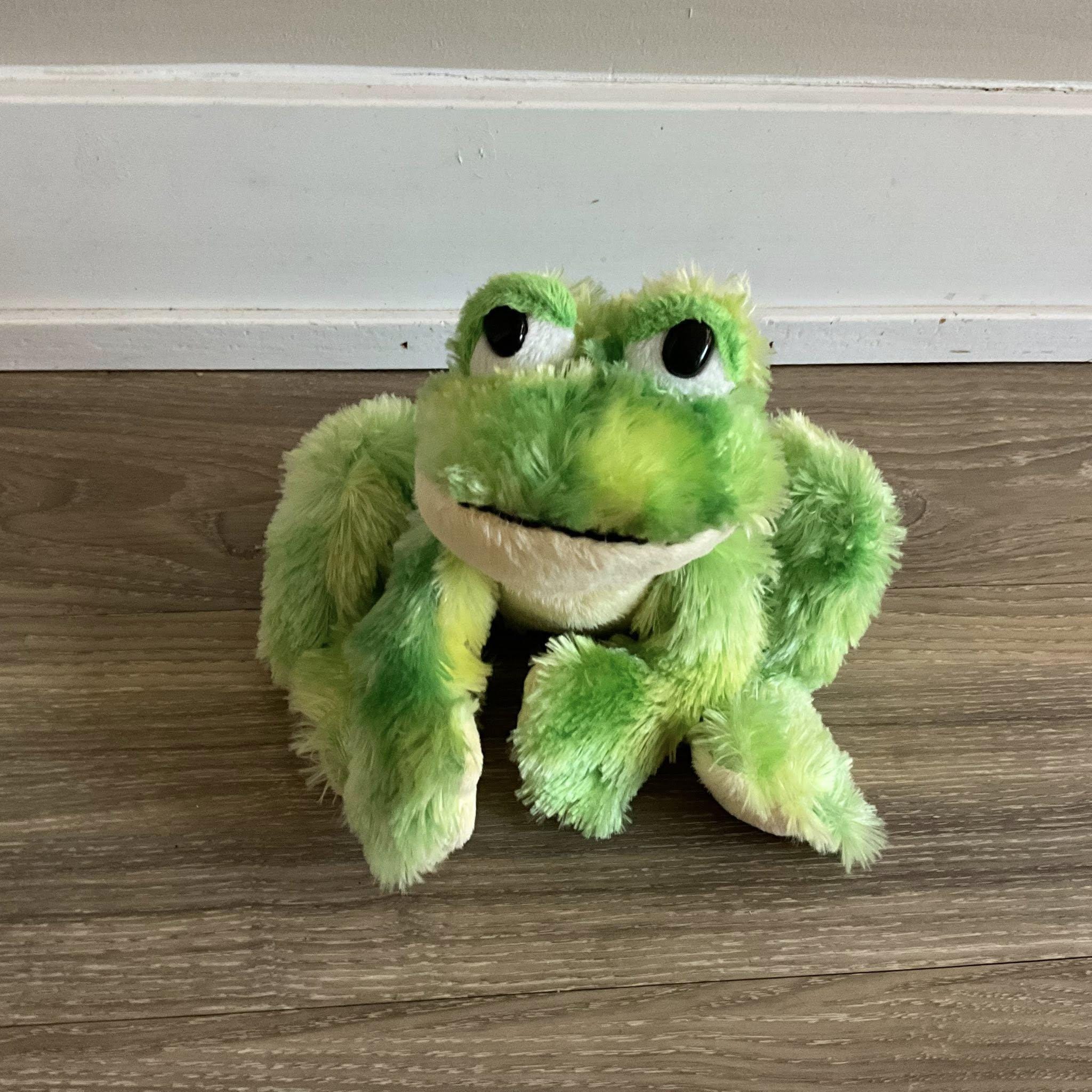 ˗ˏˋ ＊クミン＊ページ ˎˊ˗ Ganz Green Tree Frog Plush Webkinz Big Eyes Bright Yellow Red 8-10
