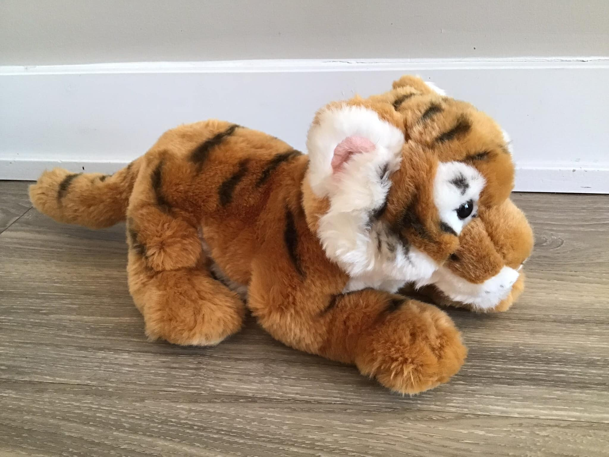 FAO Schwarz Tiger Rory Plush Cub Stuffed Animal Wild Cat Soft Toy