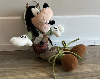 Walt Disney World Animal Kingdom Safari Goofy Plush Bean Bag