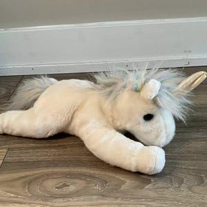 Ty Beanie Buddies Collection - Mystic the Unicorn White Rainbow Beanie Baby Plush Stuffed Animal Toy 2001