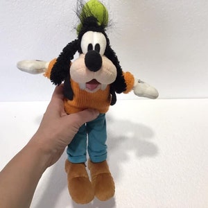 Authentic 12” GOOFY Plush From Disney Parks Mickey Stuffed Animal Toy