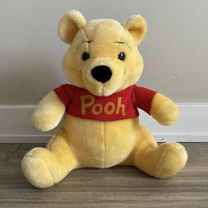 Peluche vintage Sears Winnie l&#39;ourson 10 po.