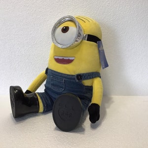 stuart minion build a bear