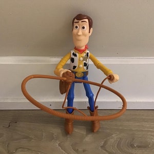 Mattel Sheriff Woody-figur kastar lasso Disney Toy Story