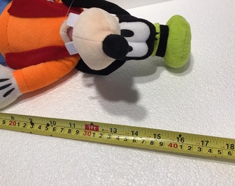 Goofy plush toy deals